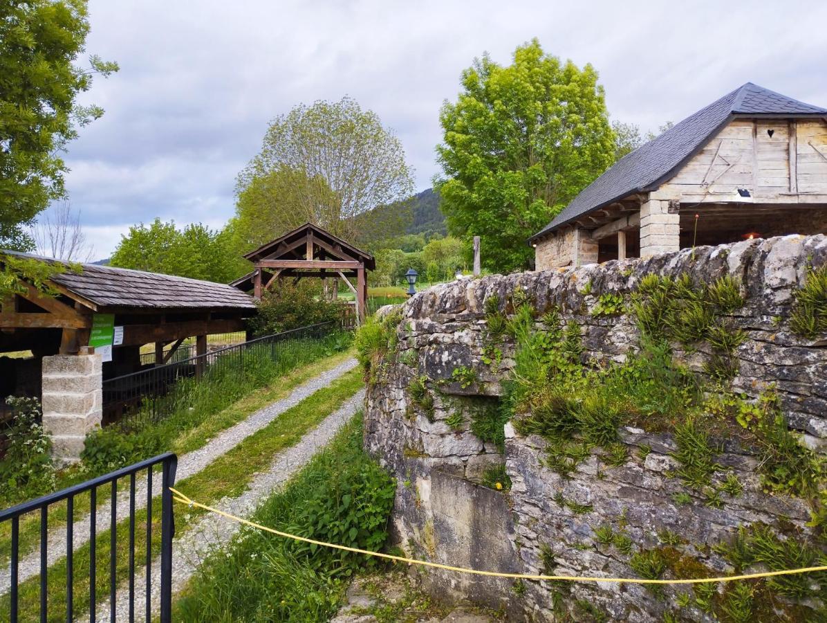 Chambres D'Hotes Le Moulin D'Auxillac La Canourgue Δωμάτιο φωτογραφία