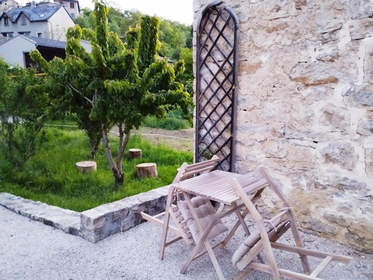 Chambres D'Hotes Le Moulin D'Auxillac La Canourgue Δωμάτιο φωτογραφία